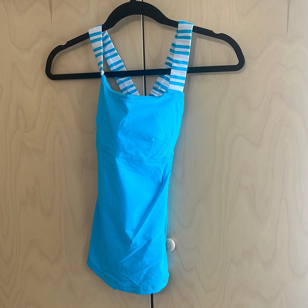 Lulu Lemon blue, cross back tank.